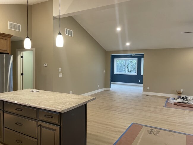 Building Photo - 3709 N Meridian Rd