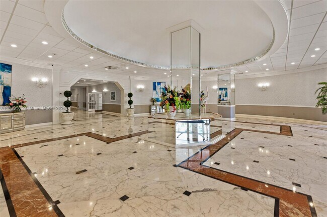 Building Photo - 3800 S Ocean Dr