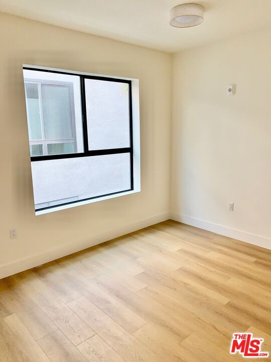 Building Photo - 1822 Overland Ave