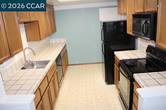 Building Photo - 3614 Stoneglen S