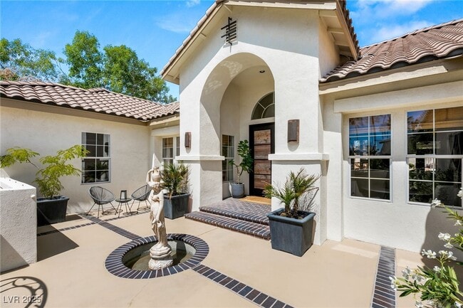 Building Photo - 8211 Windsor Crest Ct