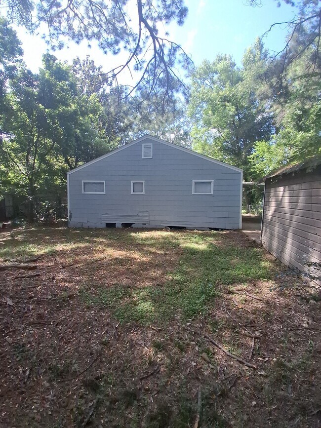 Building Photo - 4274 Lynda St