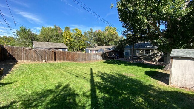 Building Photo - 4BD/1BA House with Fenced Yard – Walk to DU!