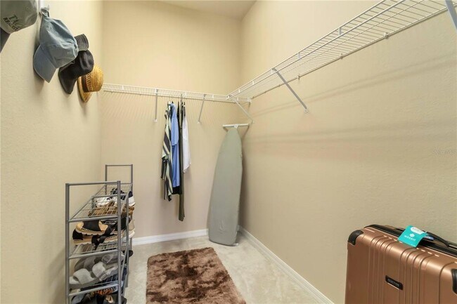 Building Photo - 243 River Enclave Ct