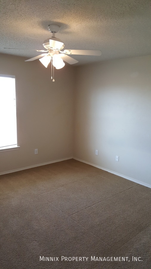 Building Photo - 515 N Kline Ave