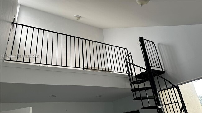 Building Photo - 8834 SW 130th Ct