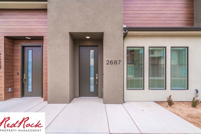 Building Photo - 6 Month Lease! 3 Bedroom Townhome in Washington Fields with Community Pool
