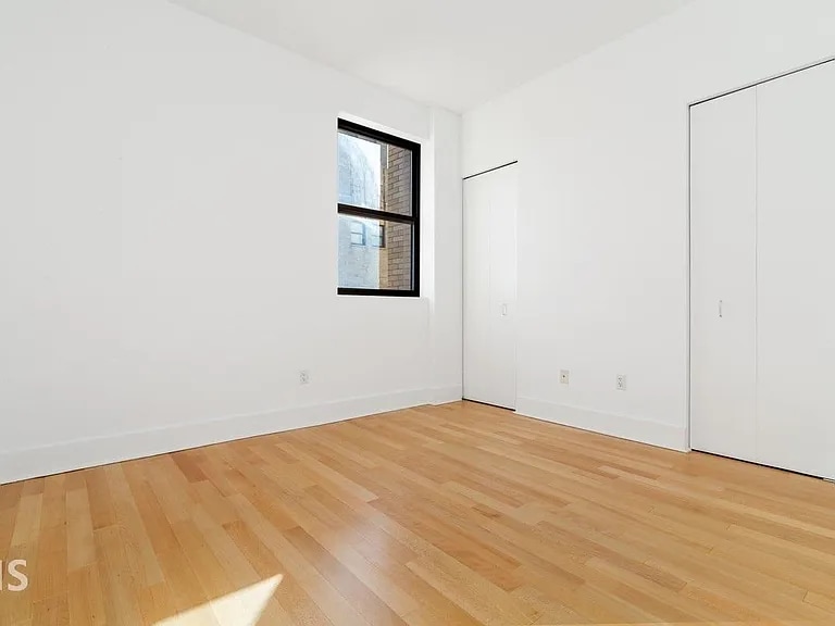 Building Photo - 4 Beacon Way