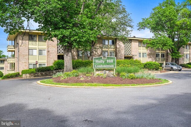 Building Photo - 7153 Donnell Pl
