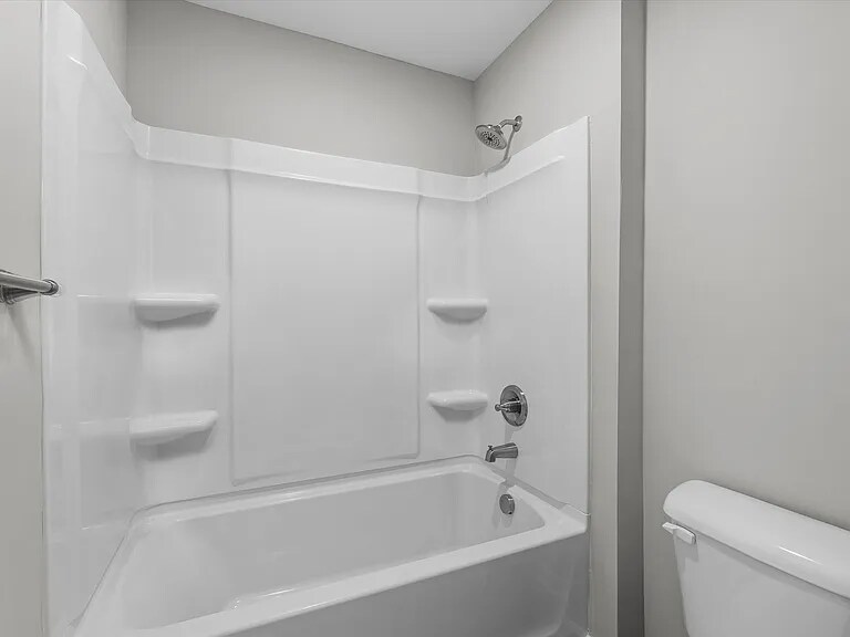 Building Photo - 1080 Linsmore Ave