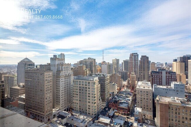 Building Photo - 111 S 15th St