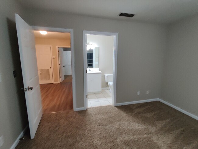 Building Photo - 4256 Augustus Oak Ct