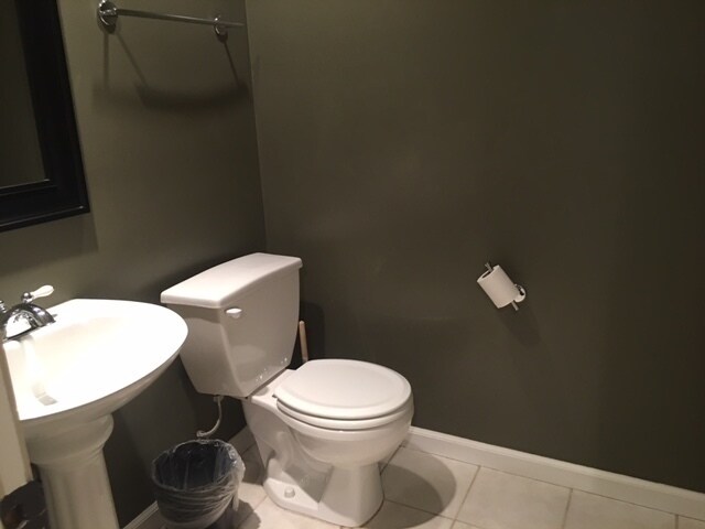 Building Photo - 131 Fountainhead Ct