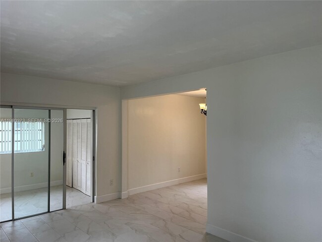 Building Photo - 6261 NW 40th St