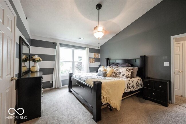 Building Photo - 9960 S Redmond Ct