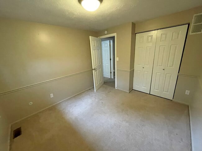 Building Photo - 103 Rampart Blvd