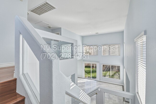 Building Photo - SE!!! 4 Bedrooms!! Master Downstairs!! No Carpet!! Synthetic Grass front and back!!