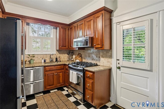 Building Photo - 4323 Fauquier Ave