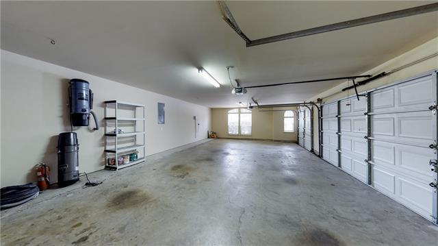 Building Photo - 7136 Playa