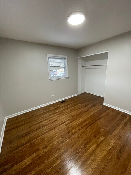 Building Photo - 7202 W Crain St