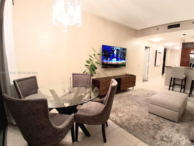 Building Photo - 2641 N Flamingo Rd