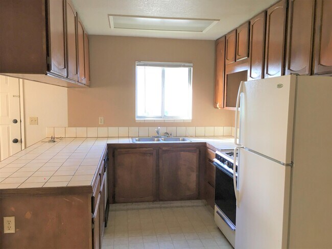 Building Photo - 488 Wiltsey Rd