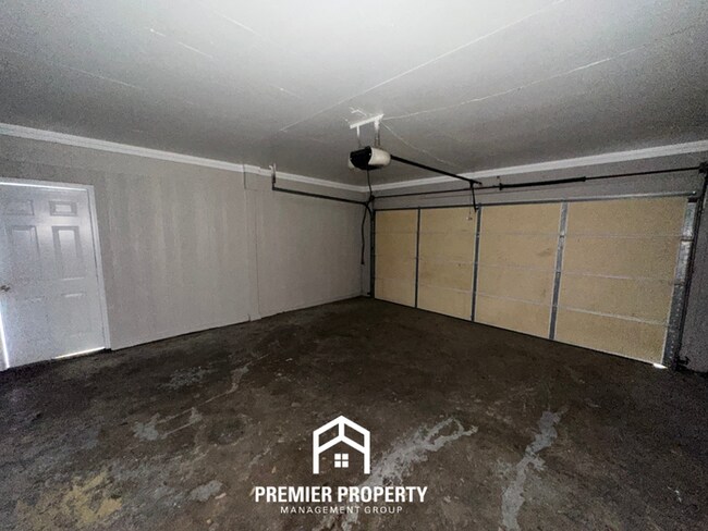 Building Photo - 4505 Stony Point Dr