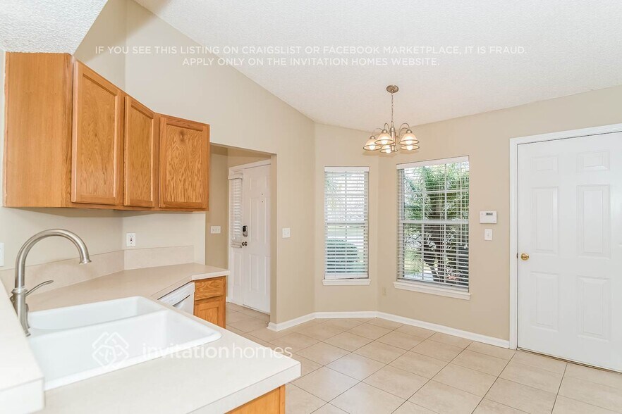 Building Photo - 12302 Soaring Flight Dr