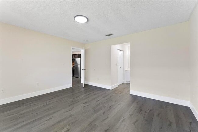 Building Photo - 8851 NW 119th St