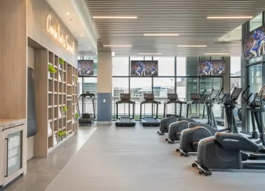 Building Photo - 348 N Halsted St