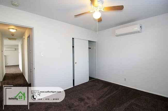 Building Photo - 3120 Stingy Ln