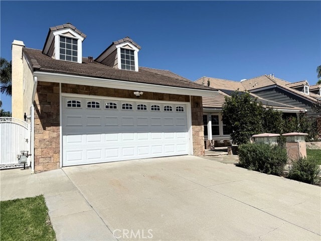 Building Photo - 7 Calhoun