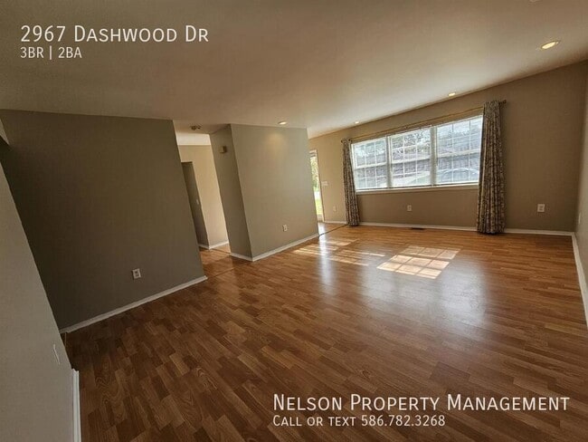 Building Photo - 2967 Dashwood Ave