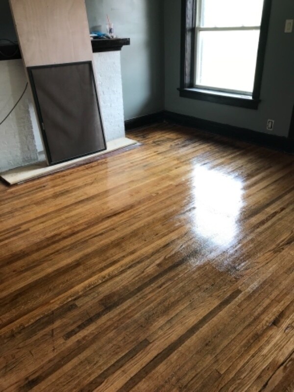 Building Photo - 7116 S Harvard Ave