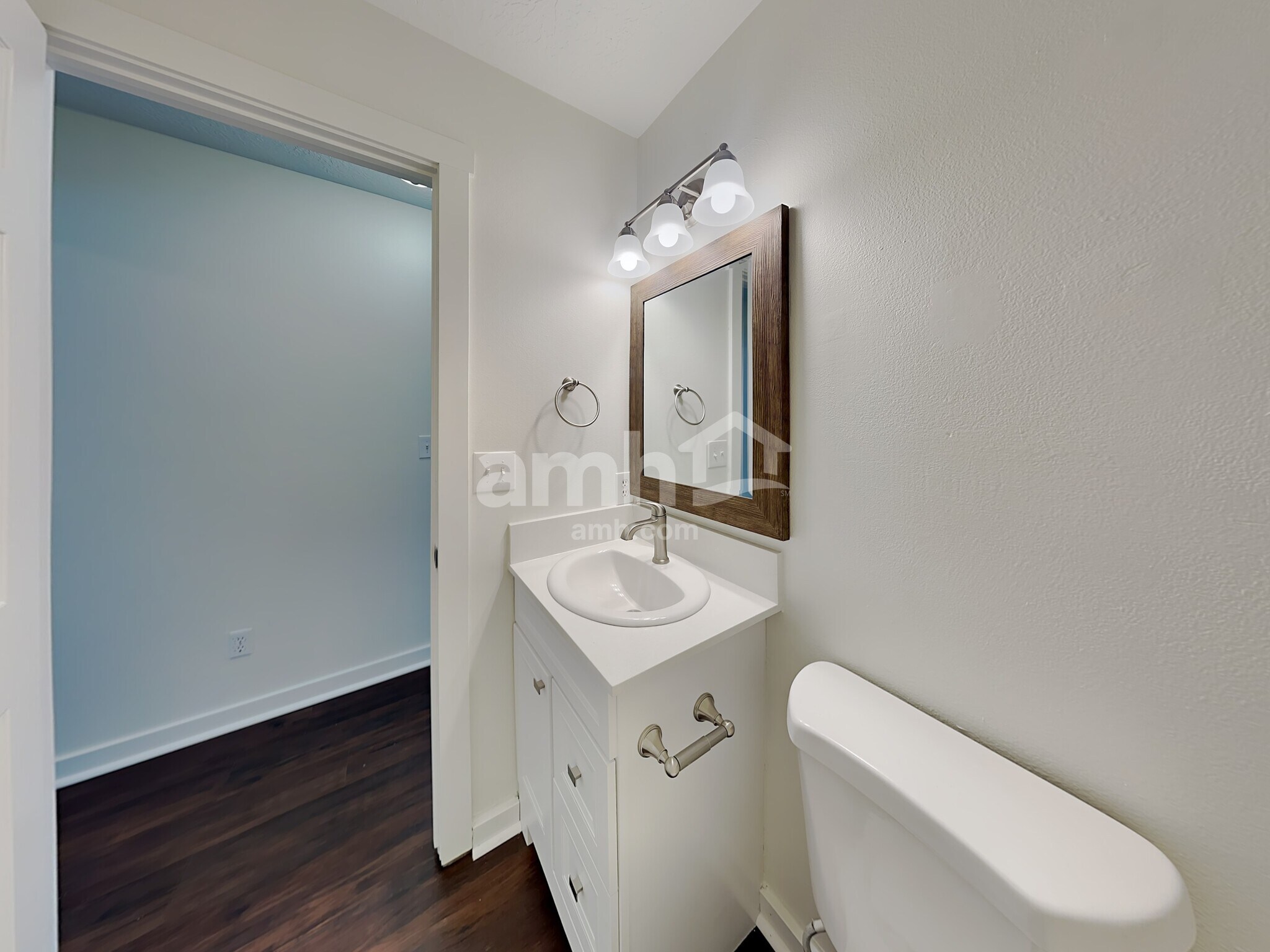 Building Photo - 536 N Copper River Dr