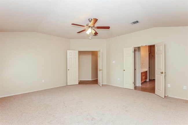 Building Photo - 1107 Rolling Ridge Dr