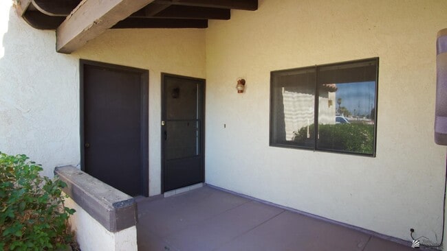 Building Photo - 401 W 37th St