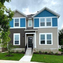 Building Photo - 4802 Star Jasmine Dr