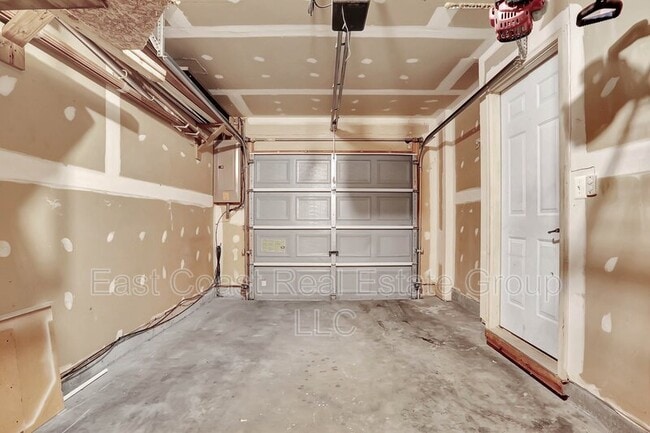 Building Photo - 779 Monet Dr