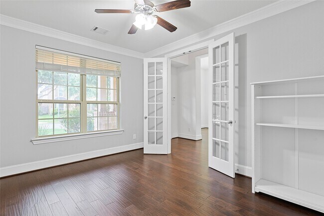 Building Photo - 5919 Solara Ledge Ln