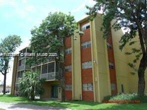 Primary Photo - 3610 NW 21st St