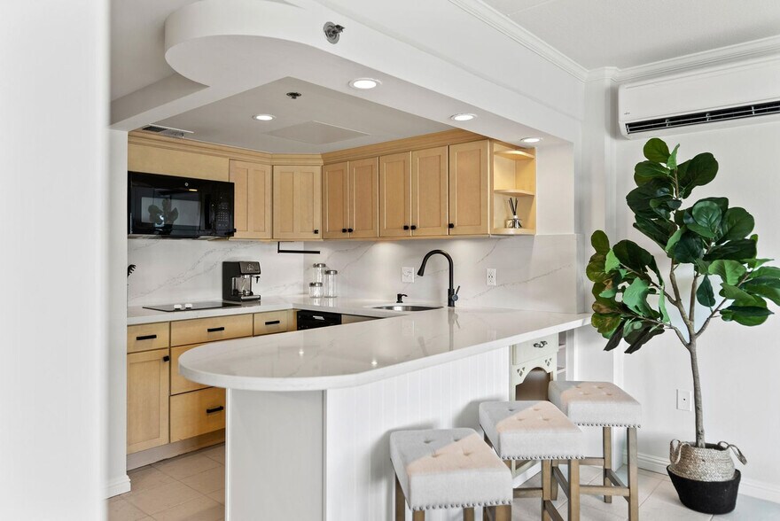 Building Photo - 1777 Ala Moana Blvd