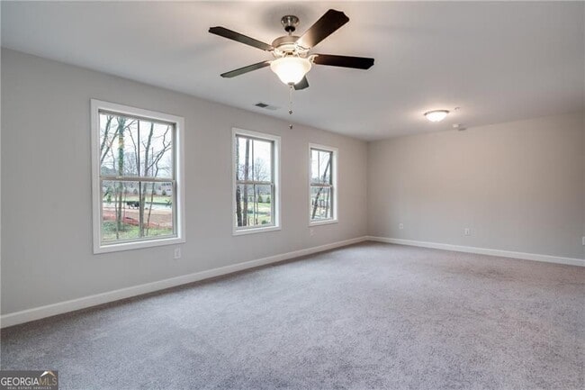 Building Photo - 1095 Lawanna Dr