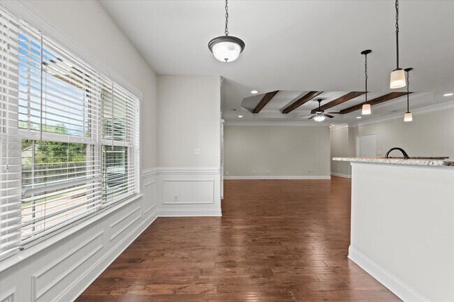 Building Photo - Fenced Yard! Storm Shelter! Conveniently l...