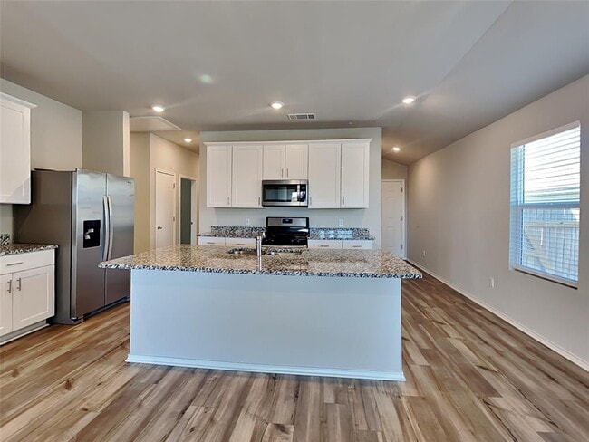 Building Photo - 5105 Sidesaddle Dr