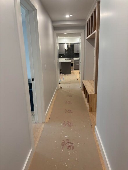 Building Photo - 12 Aldersey St