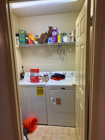 Building Photo - 155 Anderson Hwy