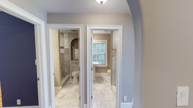 Building Photo - 7BR Home Near UTK | Fort Sanders Area