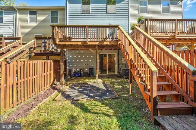 Building Photo - 7459 Aspenpark Rd