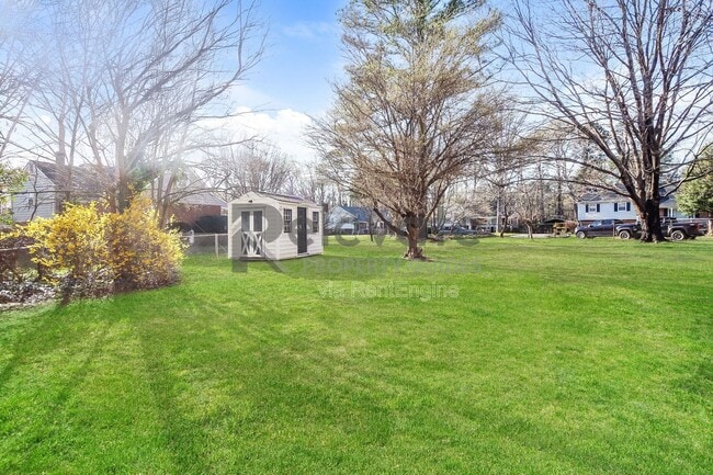 Building Photo - 7808 E Yardley Rd